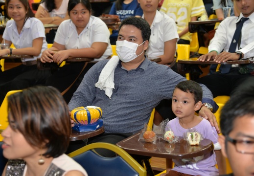 20150331035827-c6368095