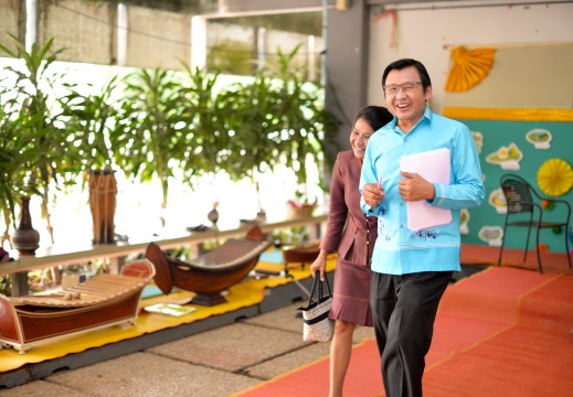 20150916143156-f076ba01