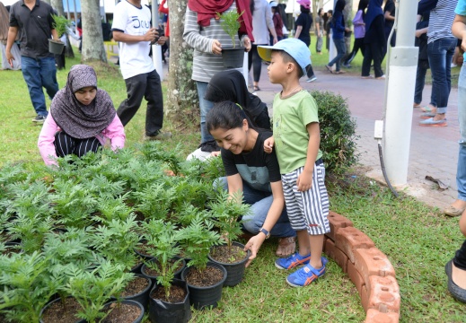 20170928085300-60cb9cfa