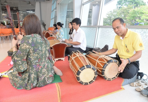 20171222085606-76b2aea0