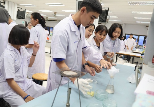 49844961 1242663149217772 1610659439474376704 o