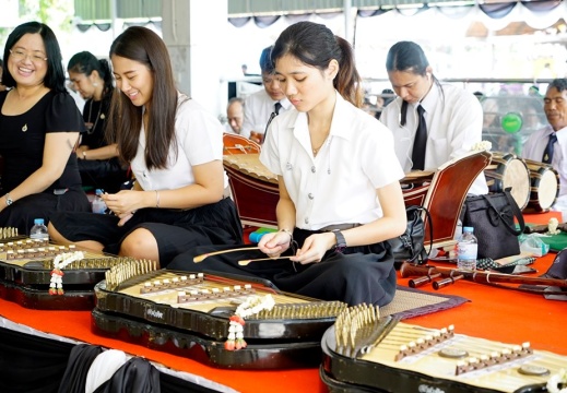 60260868 2409347875775328 2697255177173336064 n