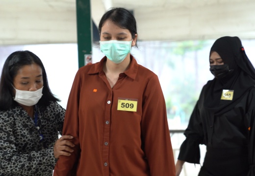 C0850.MP4.06 44 22 02.Still002