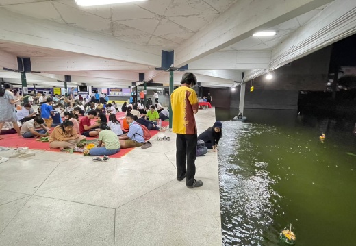 LINE ALBUM 81122 ๒๒๑๒๑๕ 8