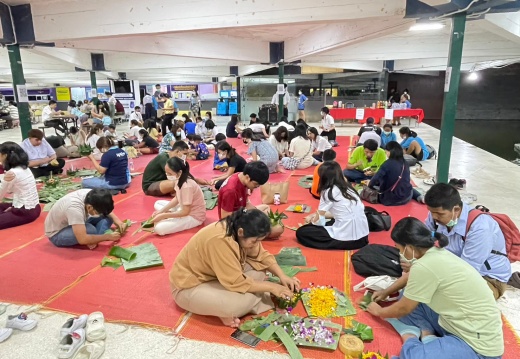 LINE ALBUM 81122 ๒๒๑๒๑๕ 9