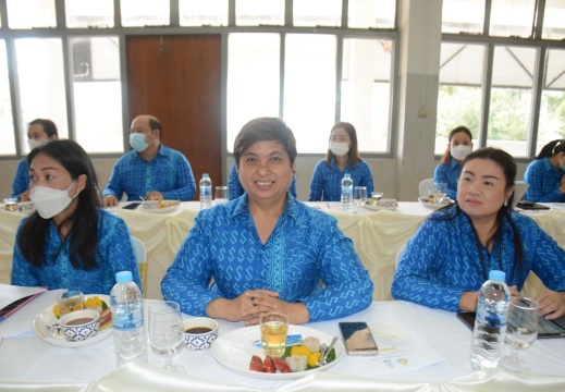 LINE ALBUM MoU รร สภาราชินี ๒๓๐๑๒๗ 57