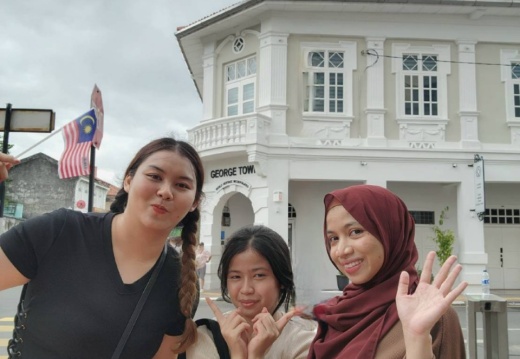 LINE ALBUM ส่งรูปลุ้นรางวัล ทั้งหมด 3 รางวัล(3 กลุ่ ๒๓๐๙๑๐ 1