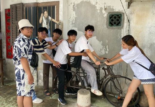 LINE ALBUM ส่งรูปลุ้นรางวัล ทั้งหมด 3 รางวัล(3 กลุ่ ๒๓๐๙๑๐ 3