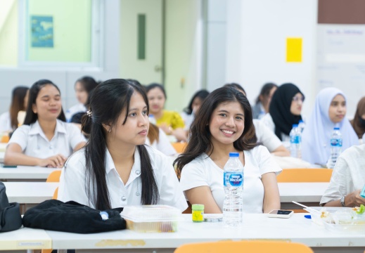 DSC01827-Enhanced-NR