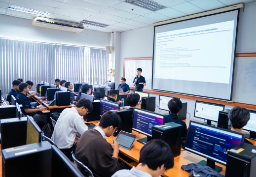 DSC04726-Enhanced-NR