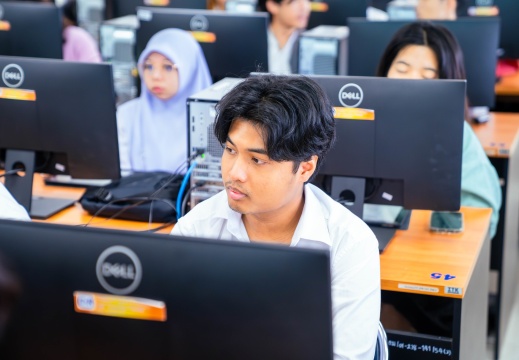 DSC04741-Enhanced-NR