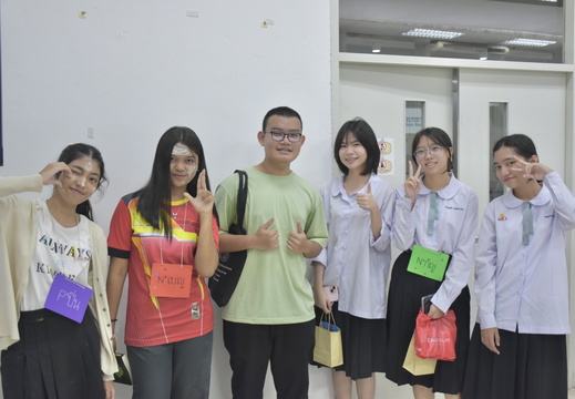 D8FCD1C5-2700-4831-863D-95BF2BC4EE79