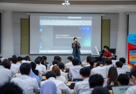 DSC05628-Enhanced-NR