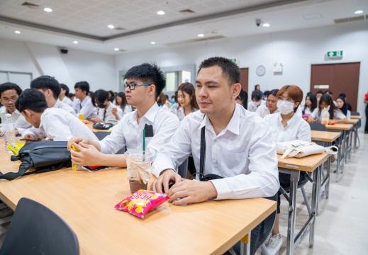 DSC05646-Enhanced-NR