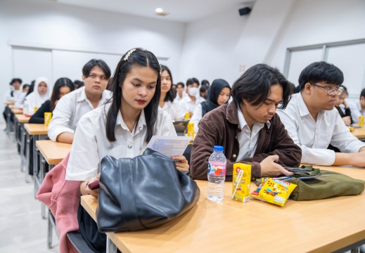 DSC05647-Enhanced-NR