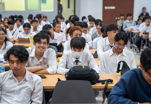 DSC05673-Enhanced-NR